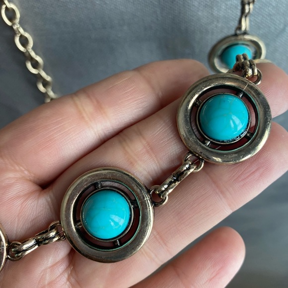 NWT - Faux Turquoise & Gold tone Statement Belt - Picture 2 of 3